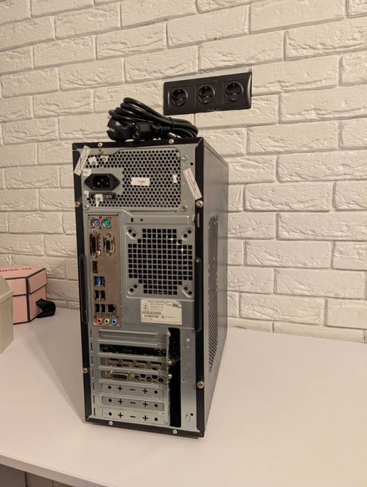 Ігровий ПК Msi RX 470 4 GB / i3 7100 / Ram DDR4 16 gb / SSD /Win 11Pro