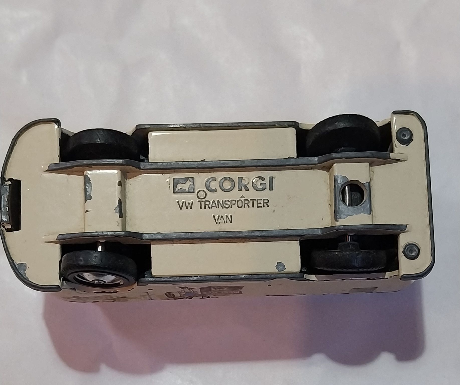 Miniatura da Corgi Vw Combi escala 1/50