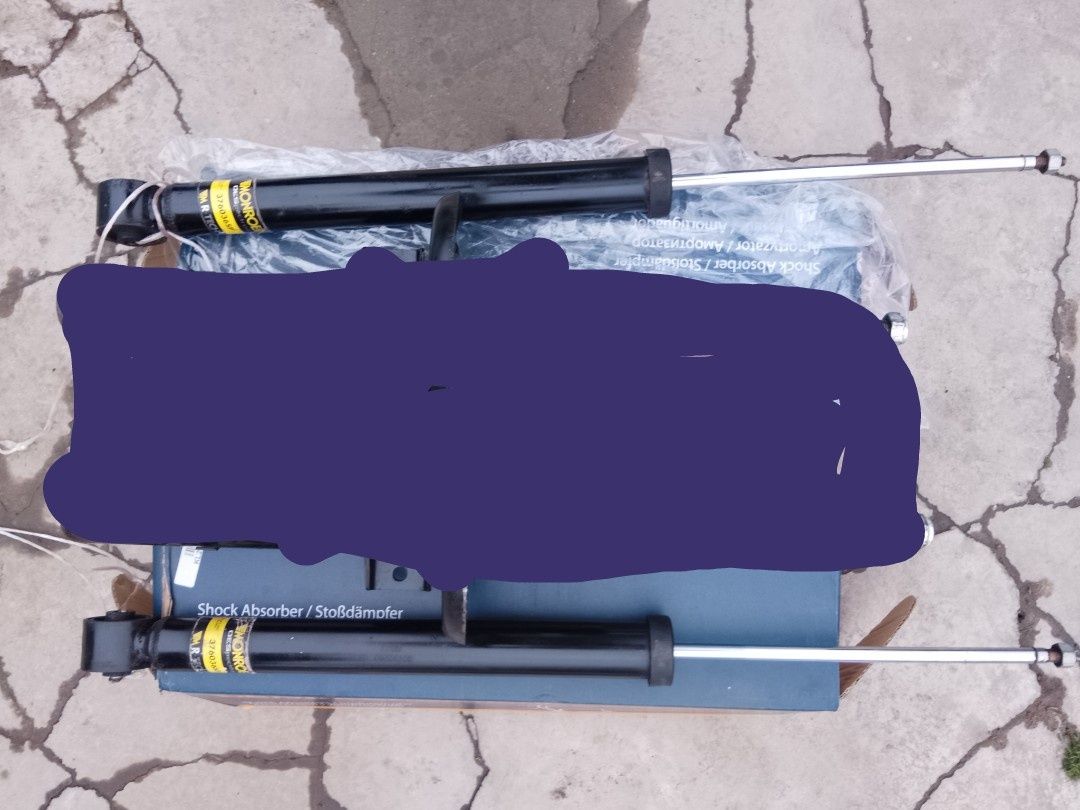 Продам  стойки Monroe на шкоду фабія 1(задні)