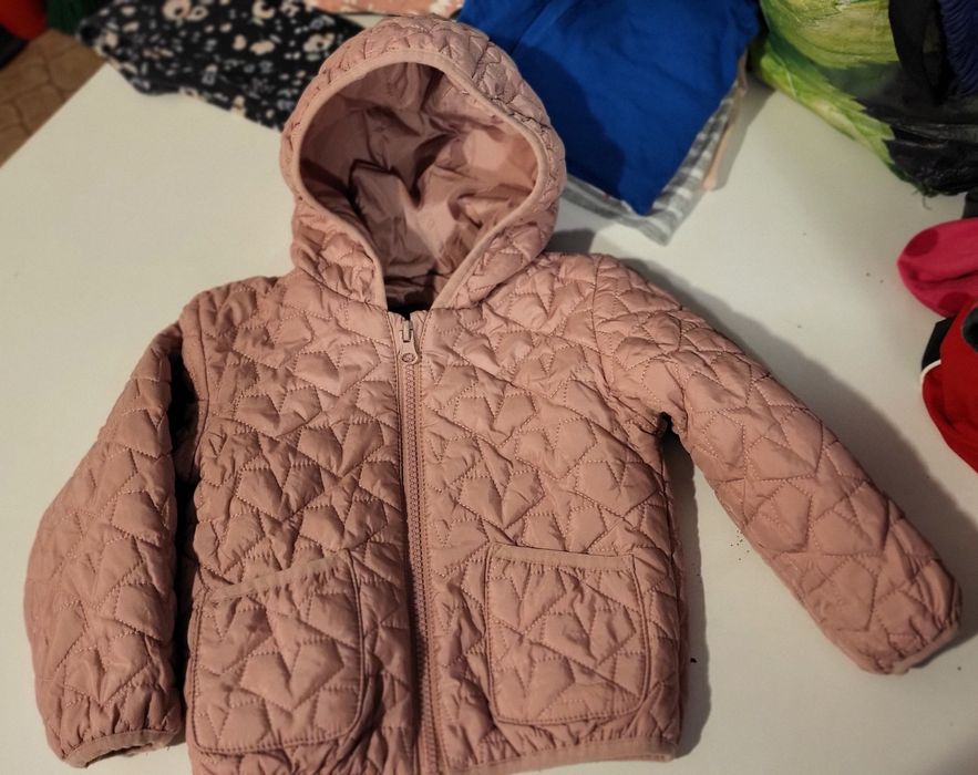 M&S wiosenna pikowana kurteczka roz 92 2 czapki GRATIS