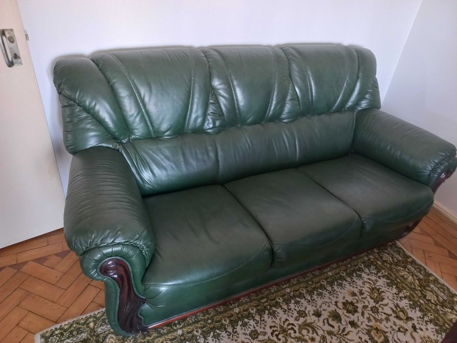 Vendo Sofá de Pele