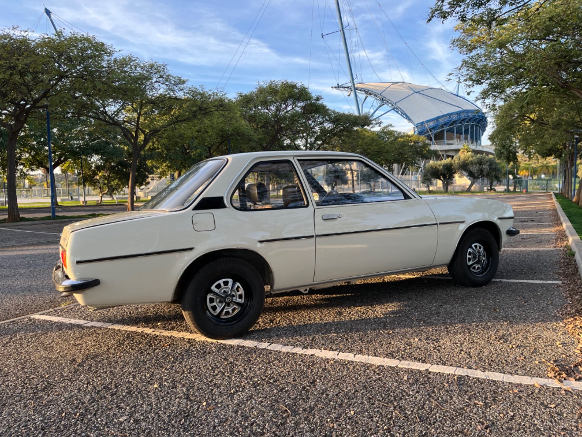 Opel Ascona B 1.6