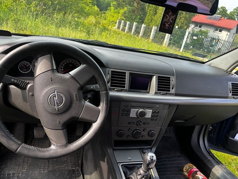 Opel Vectra C  1.9CDTI COMFORT