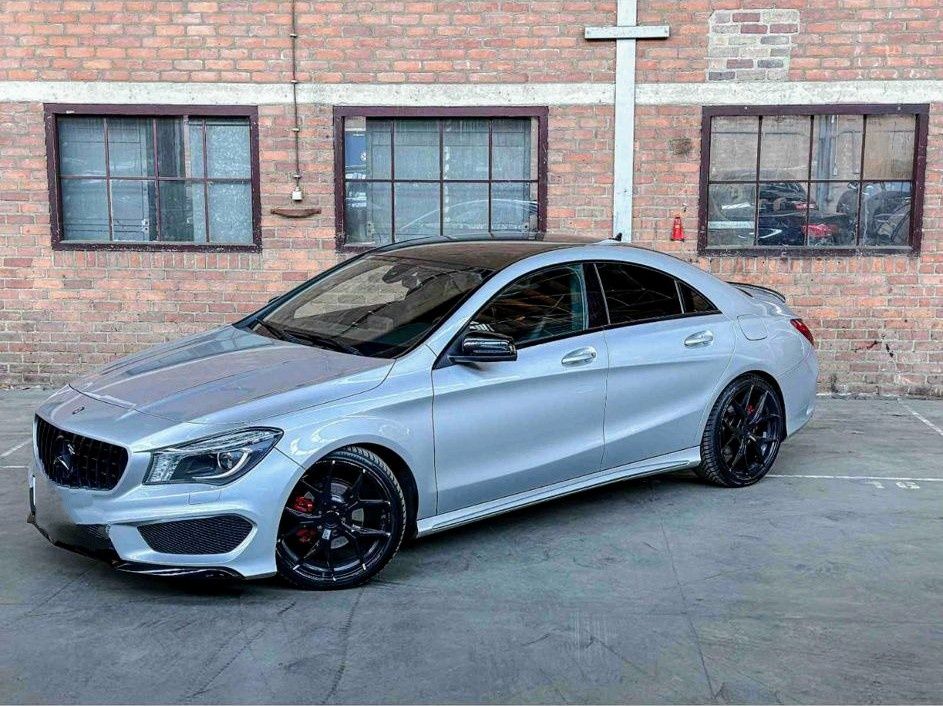 MERCEDES CLA 180 Prestige AMG gasolina 122cvs