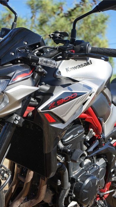 Kawasaki Z900 Deslimitada 2024