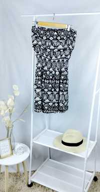Damska krótka sukienka w kolorze białym i czarnym w rozmiarze M 38