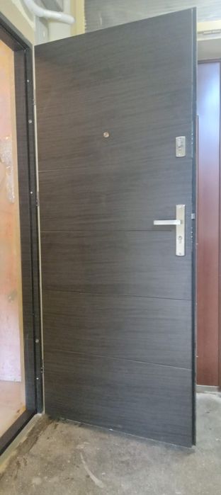 Drzwi zewnętrzne z montażem do bloku od 1400