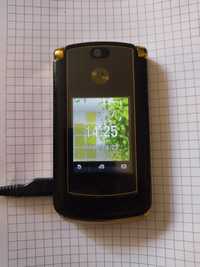 Motorola RAZR2 V8 Luxury Edition - Gold CDMA