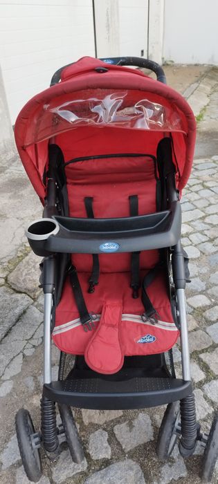 Vendo carrinho de bebê