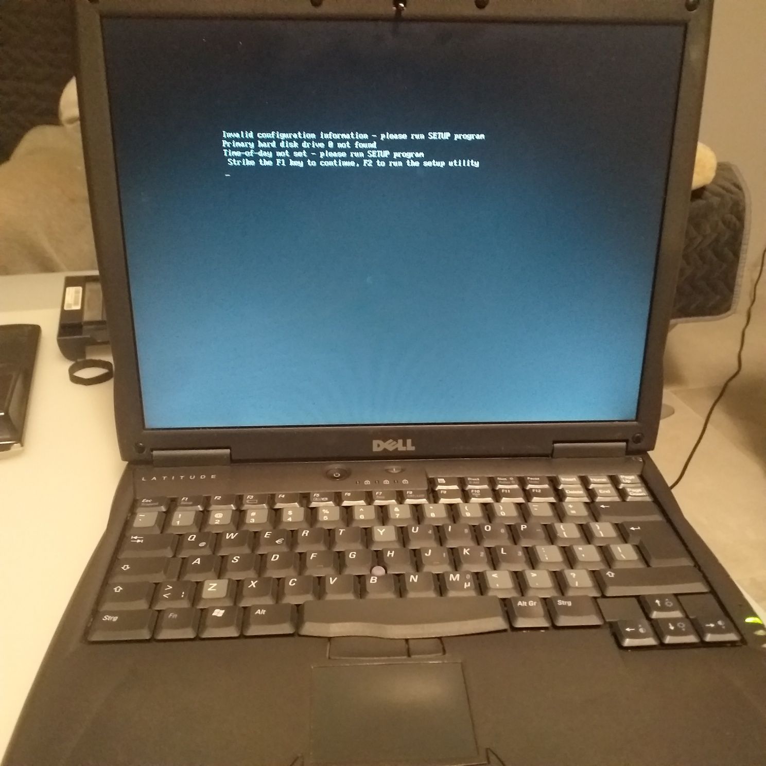 Laptop retro Dell PP01L Latitude c600/c500. Sprawny.