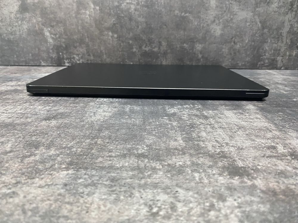 Microsoft Surface Laptop 4 Ryzen 7 4980u 8 ядер 16Gb 256Gb 13,5” 2K