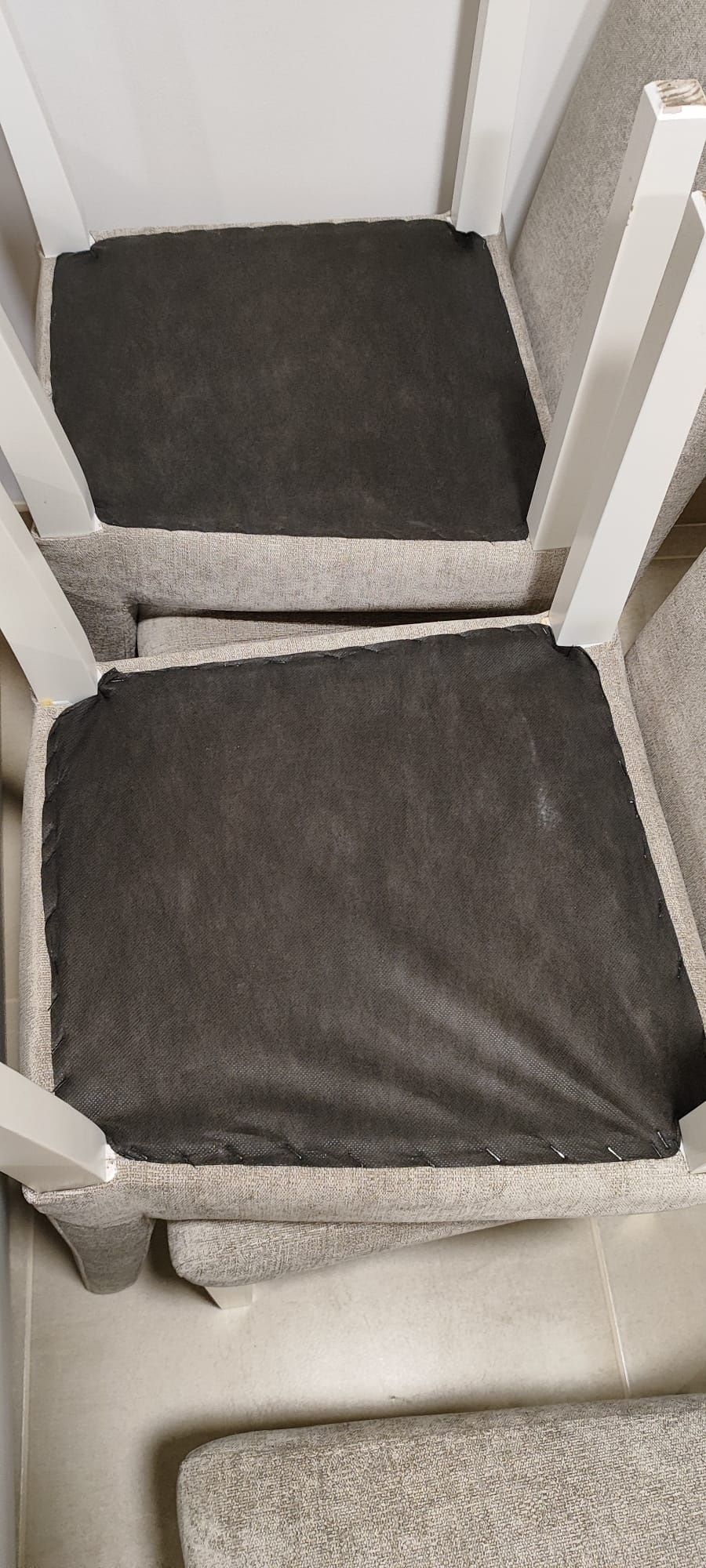 Mesa extensível e cadeiras