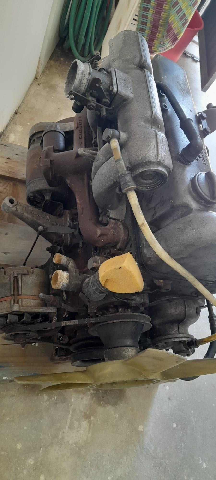 Motor 200/8 mercedes do ano 1972