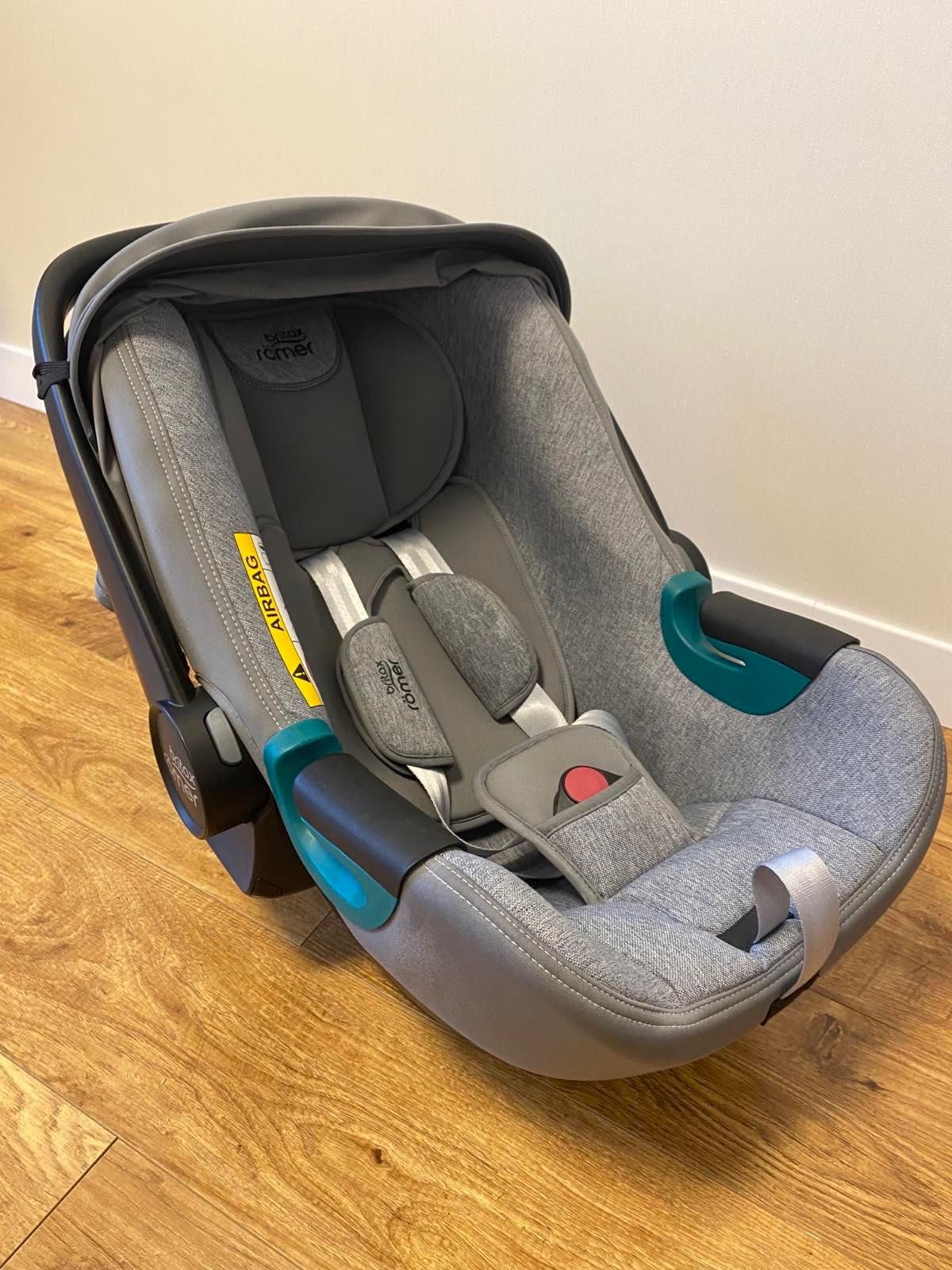 Автокрісло Britax Römer BABY-SAFE3 i-SIZE