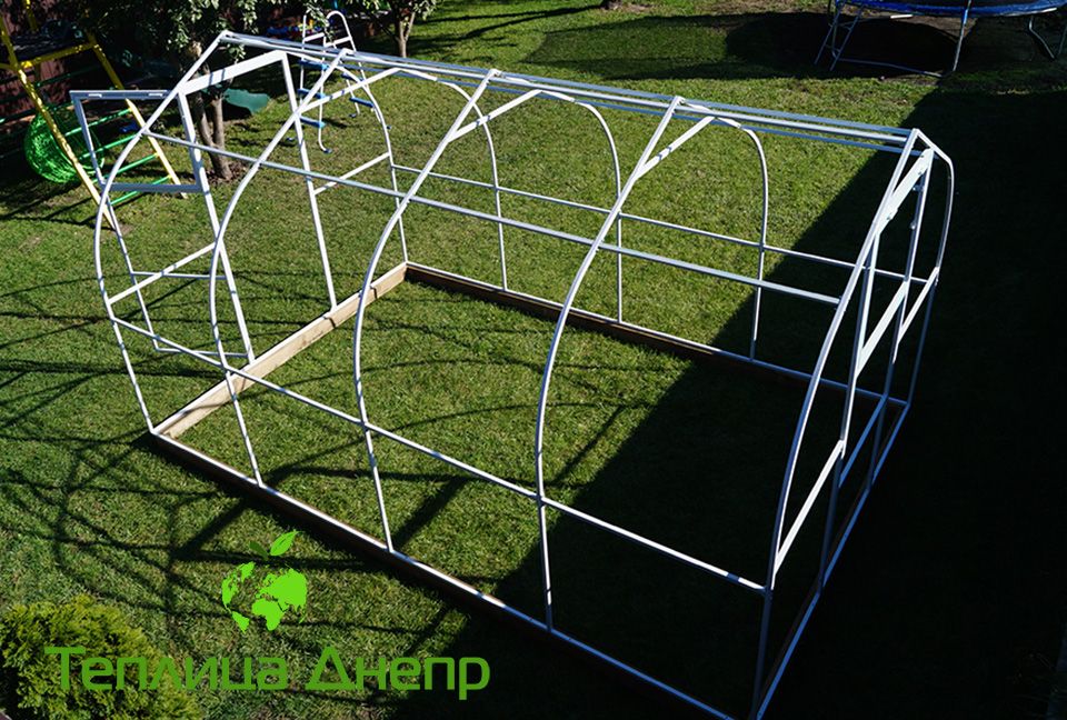 Двускатна  теплиця «Акцент» 3м. з сотовим полікарбонатом