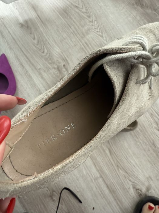 Buty sznurowane oksfordki derby damskie 39 pier one