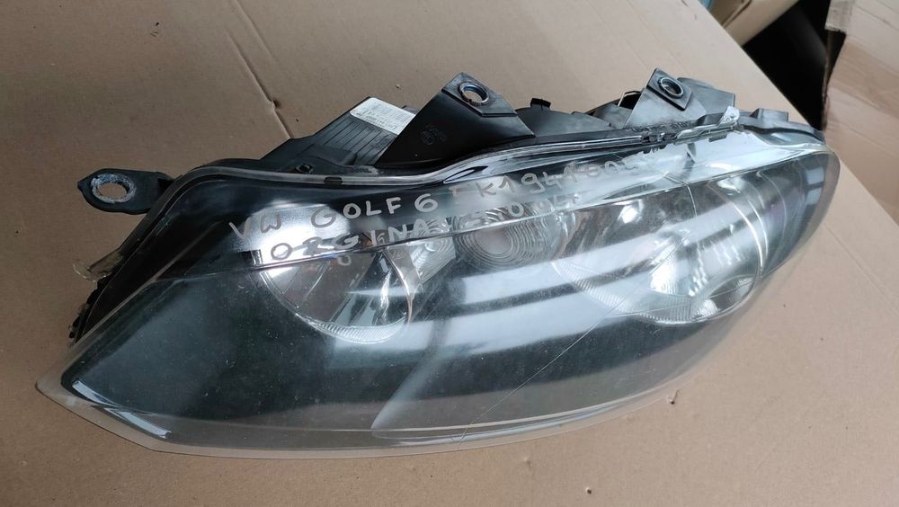 Lampa lewa VW Golf 6
