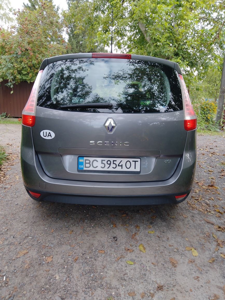 Renault Grand Scenic 2010