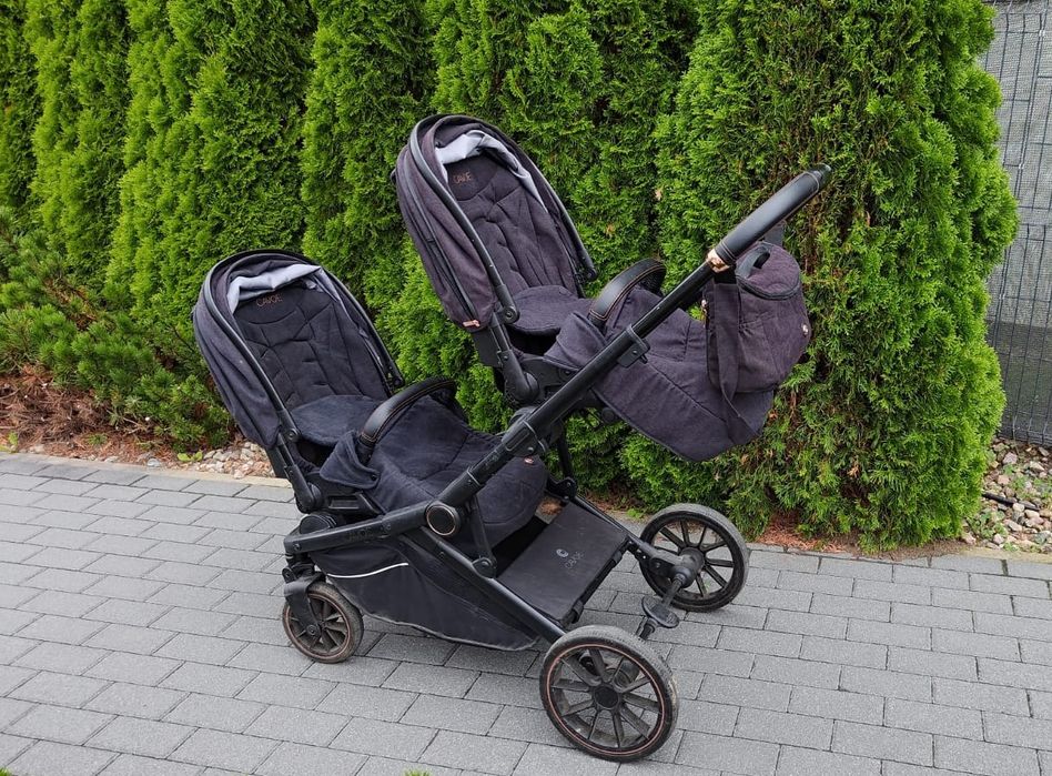 Podwójny wózek, bliźniaczy, rok po roku, spacerówka cavoe
