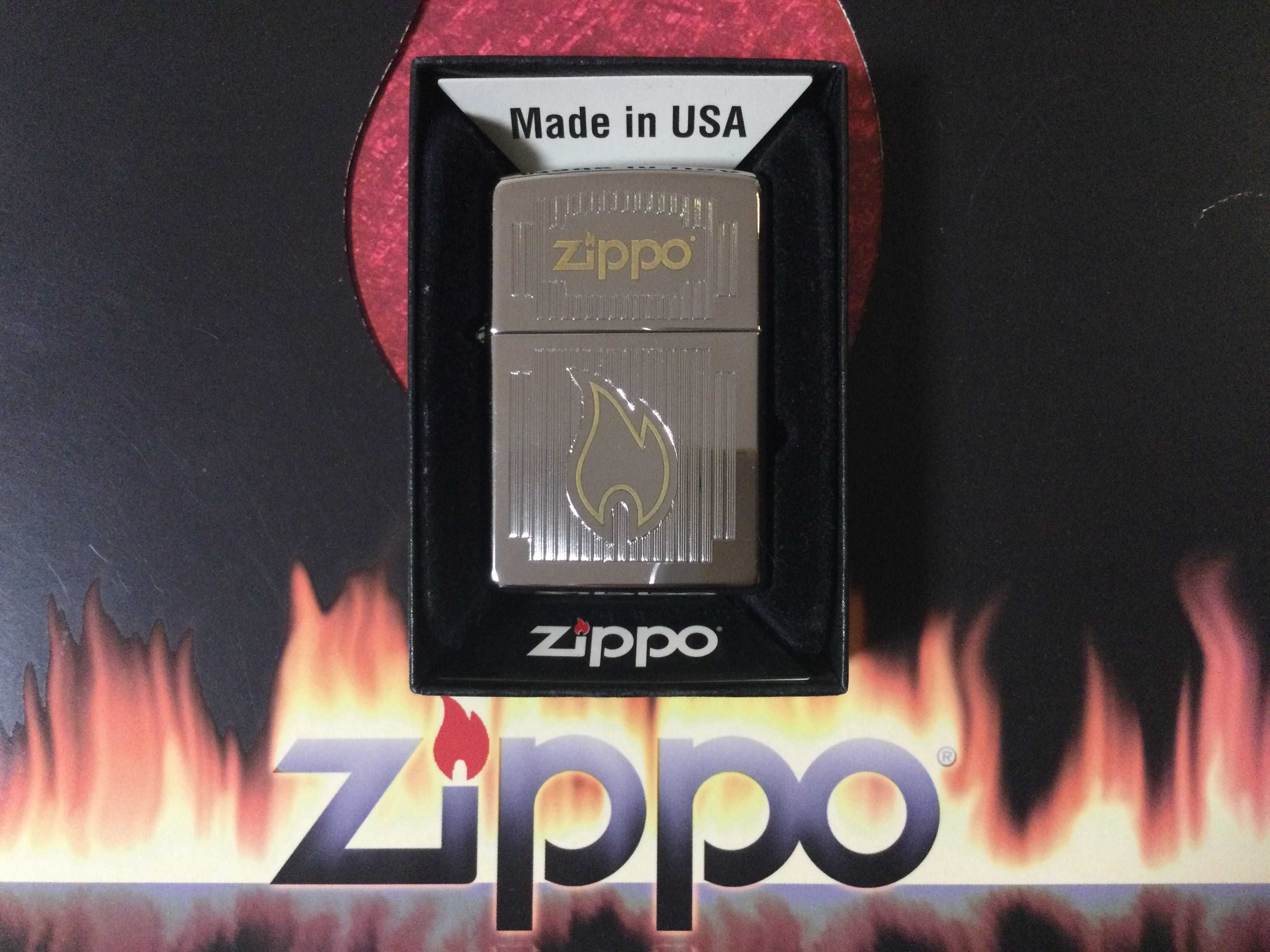 Новая оригинальная бензиновая зажигалка американской фирмы Zippo.