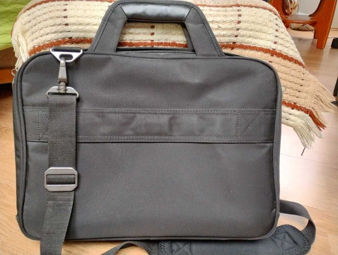 Targus Mobile VIP 12-15.6'' Large Top Load Laptop Case Czarna