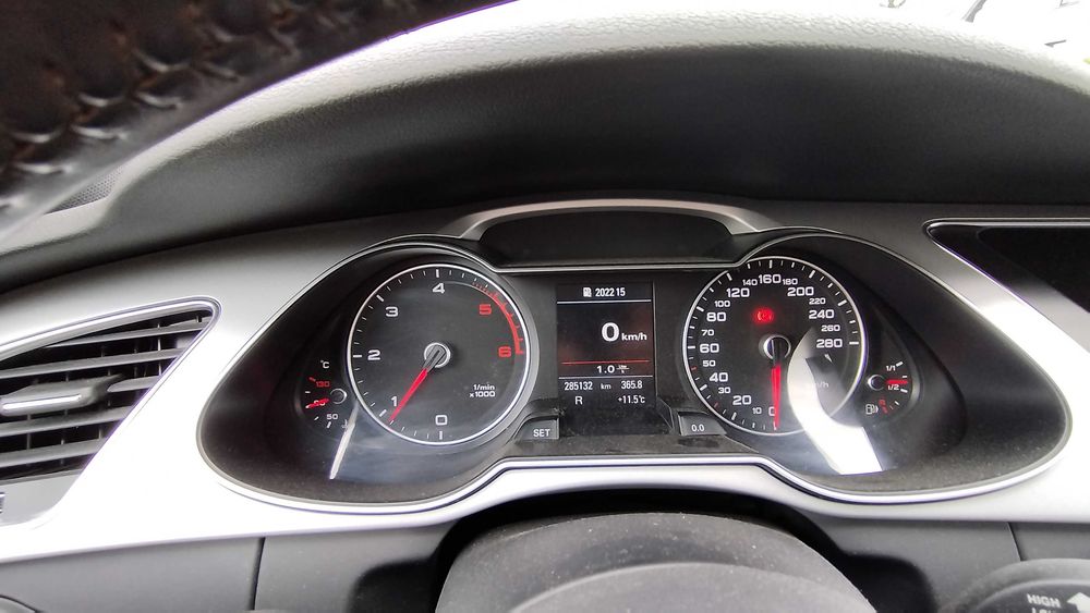 Audi A4 B8 S-Line S-tronic Quattro 2.0TDI 177km 2015r Panorama