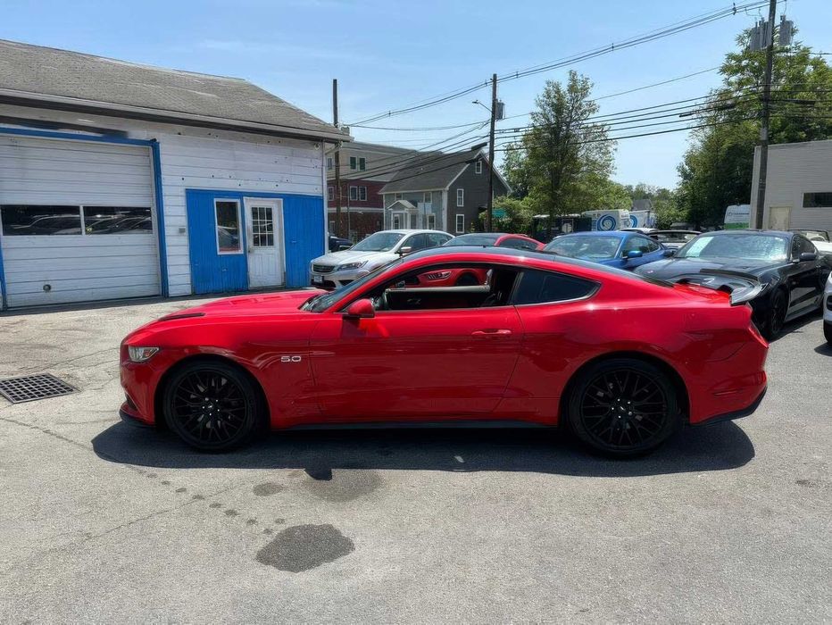 Ford Mustang GT Premium      2017