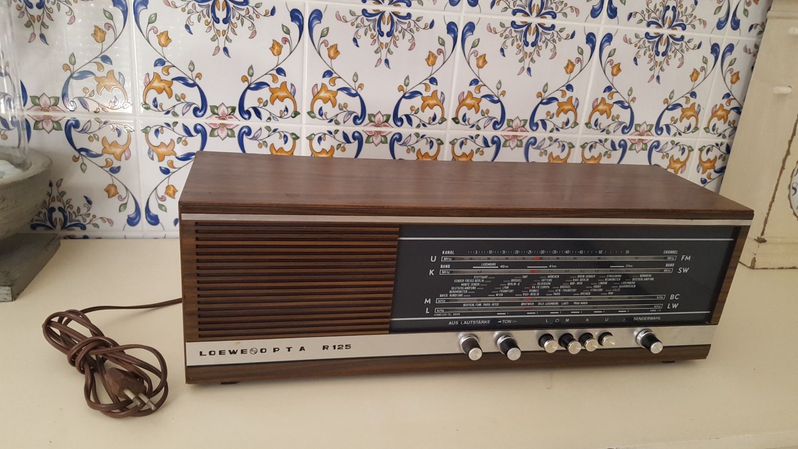 Loewe Opta R125 Rádio  vintage