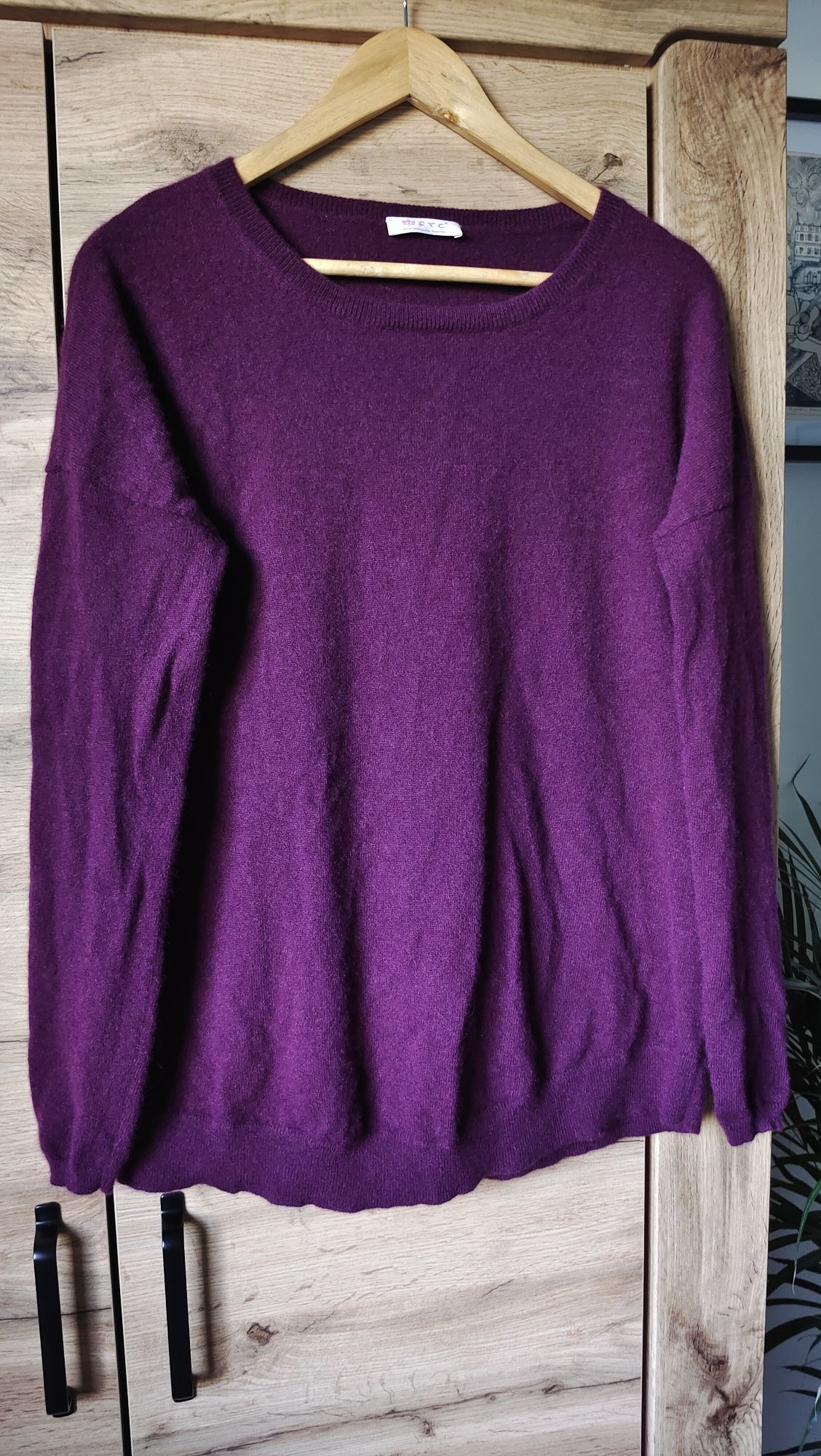 Sweter premium: FTC Cashmere- 100% kaszmir , doskonały!