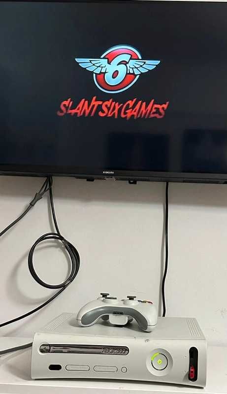 Xbox 360 Arcade (Sem Comando) (Sem Cabos)