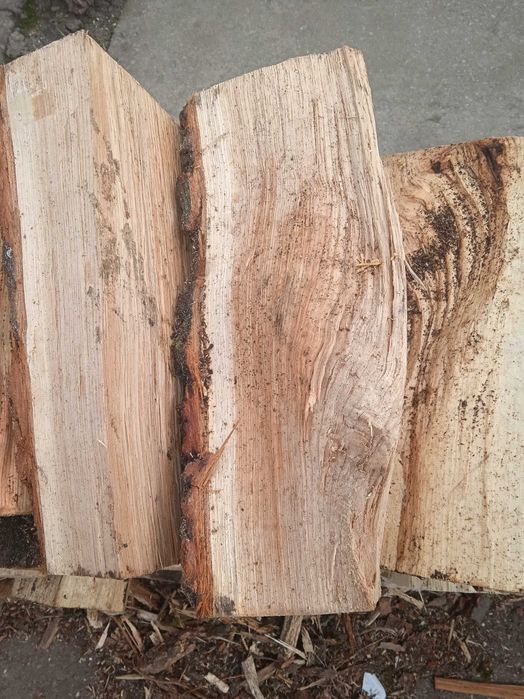 Продам дрова твердих порід різні об'єми деталі за номером телефону,дуб