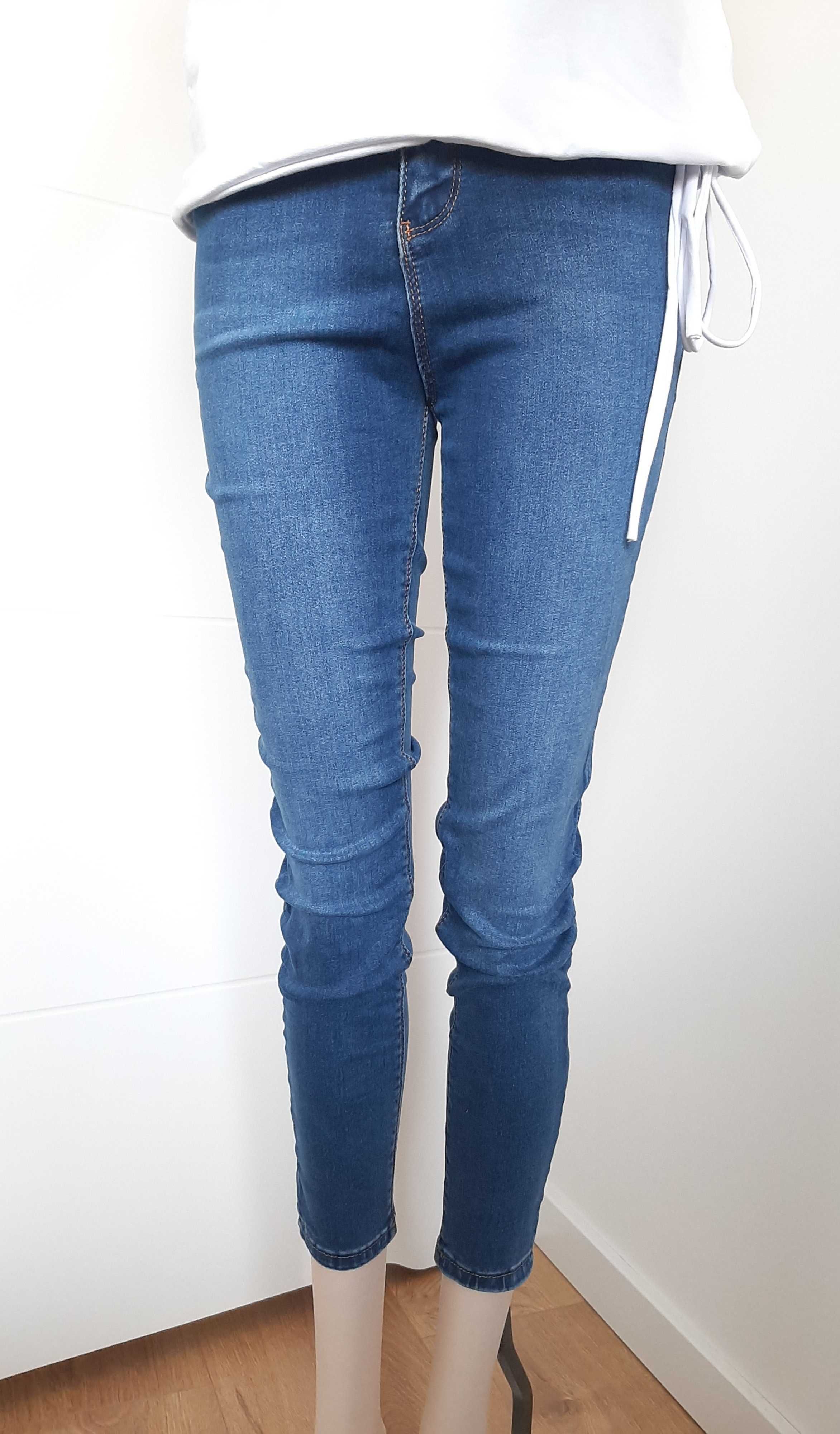 Nowe klasyczne spodnie jeansy rurki rozmiar 31 S/M