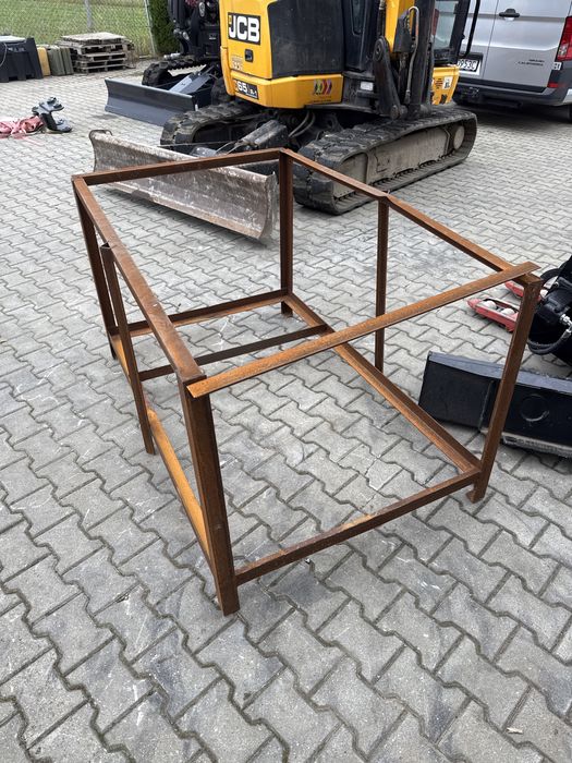 Stelaz z katownika pod stol itp