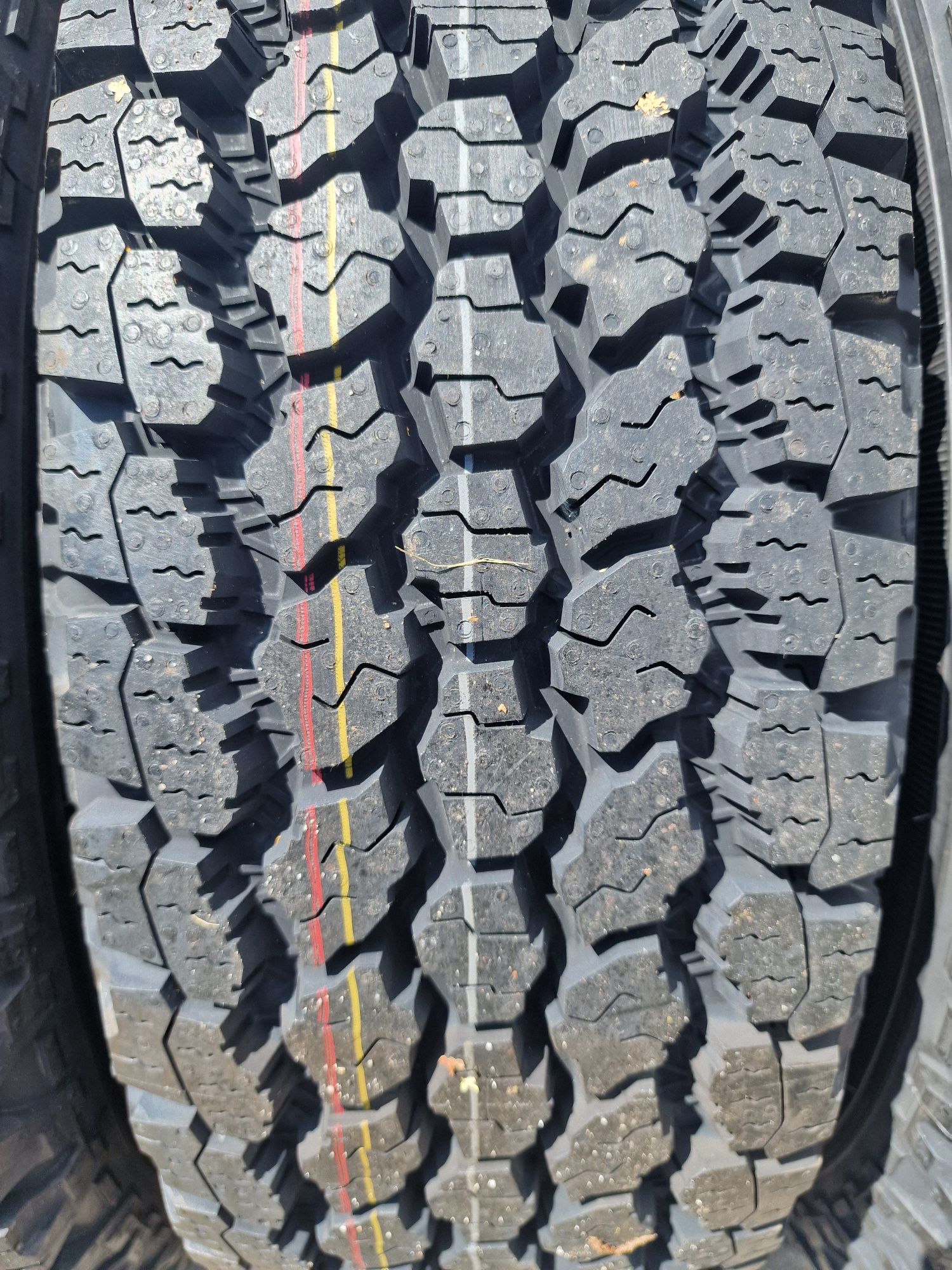 Opony terenowe 245/75r16 goodyear