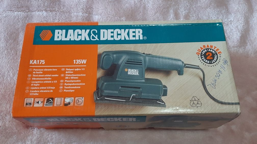 Lixadora Vibratória Black Decker NOVA