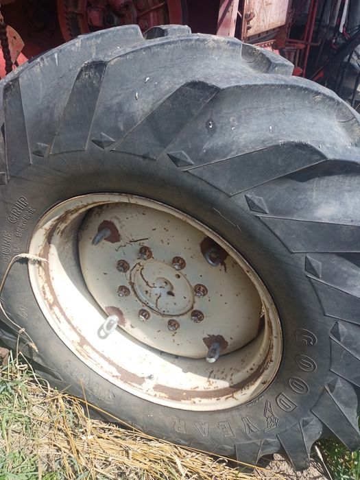 Колесо 16.9/14х28 Інтарнаціонал