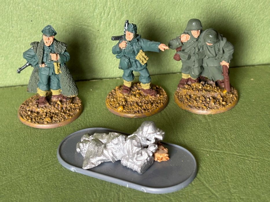 German Grenadier HQ  (winter)