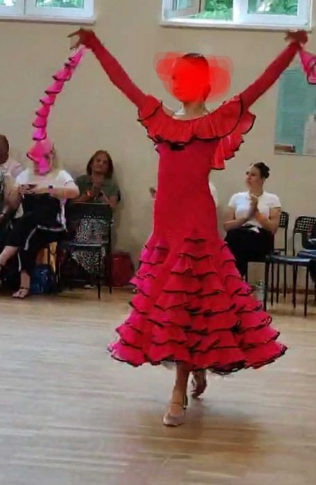 Sukienka do standardu