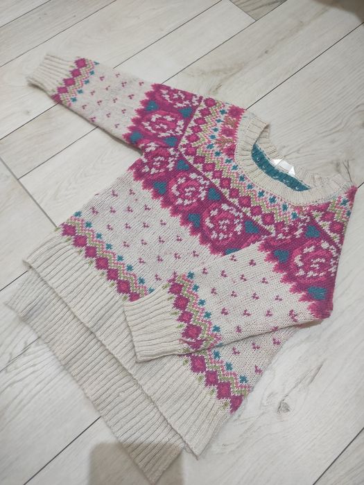 Sweterek dla dziewczynki