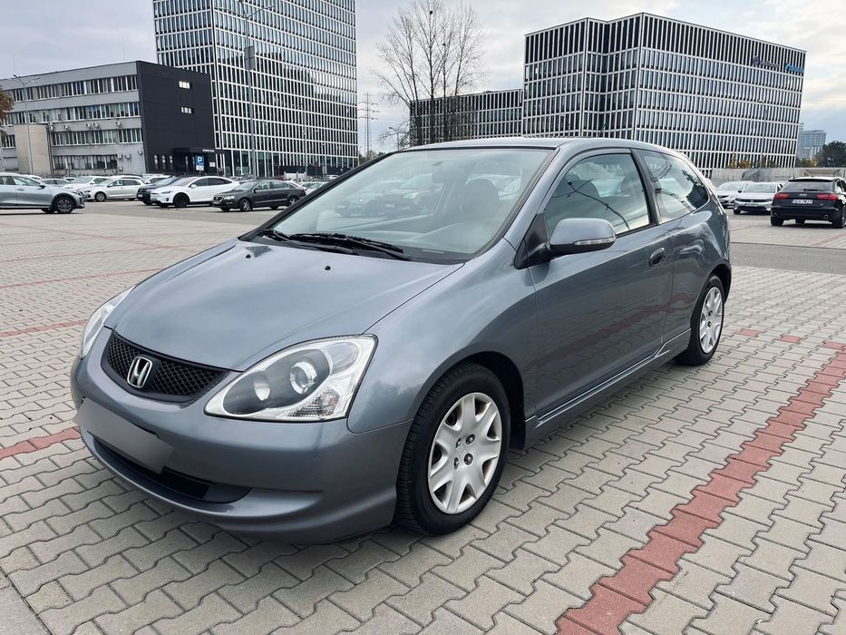 Honda Civic VII 3d Lift Zadbana Nowe opony, świece, akumulator, hamulce