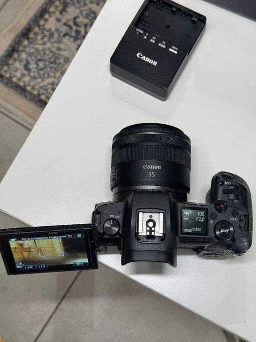 Canon EOS R та объектив Canon RF 35mm f/1.8 IS STM