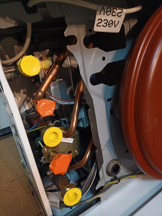 Piec gazowy dwufunkcyjny nieużywany Saunier Duval Combitek F 14/23 E