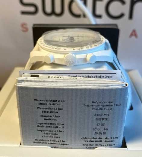 Swatch x Omega Bioceramic Moonswatch Mission To Moonphase Snoopy