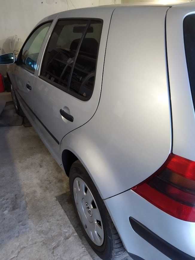 Volkswagen Golf 4 1.6 газ/бензин