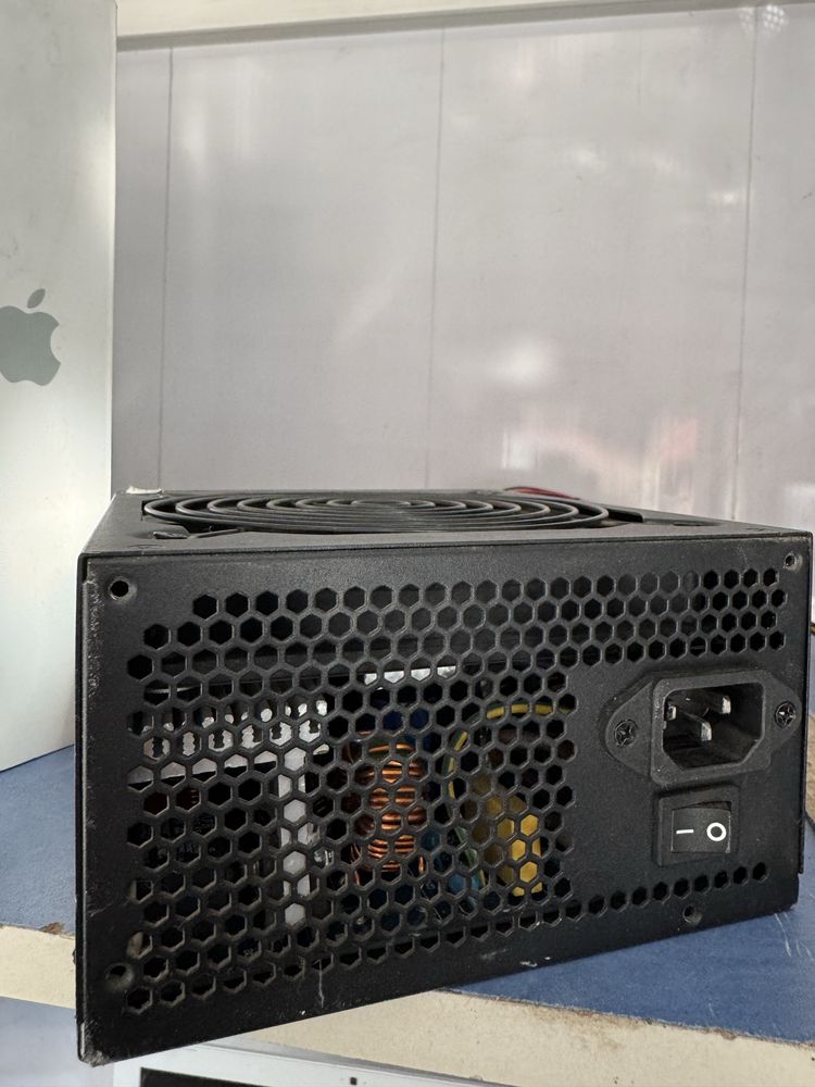 Блок питания компьютерный JPower JP1650PS