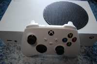 Konsola Xbox Series S + Pad + Okablowanie Super Stan