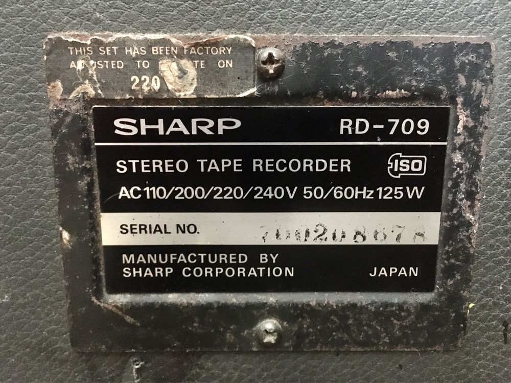 Gravador de fita Sharp RD-709