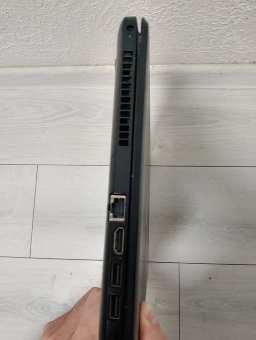 HP Notebook 15-rb035ur