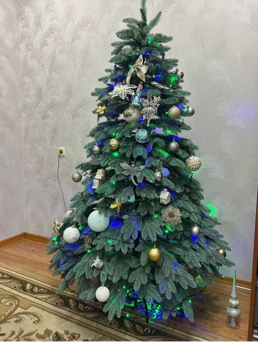 Ялинка лита штучна