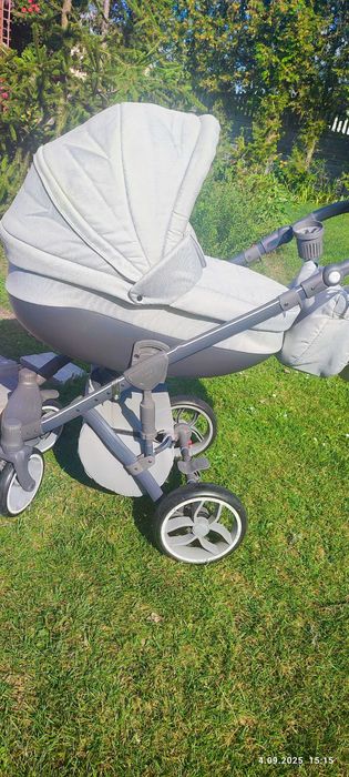 wózek dziecięcy Baby Merc 3 w 1 z fotelikiem samochodowym